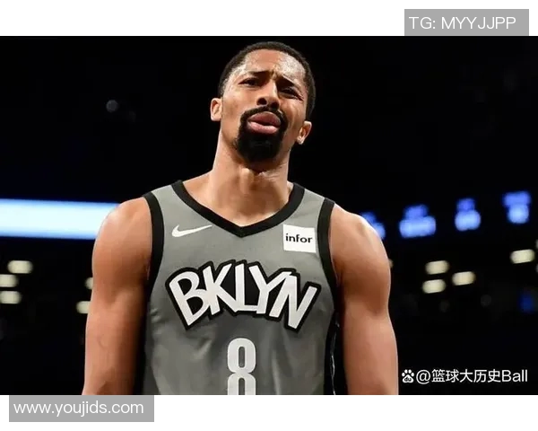 媒体人谈丁威迪被黄蜂裁掉球员正值当打之年 或者考虑一下CBA？