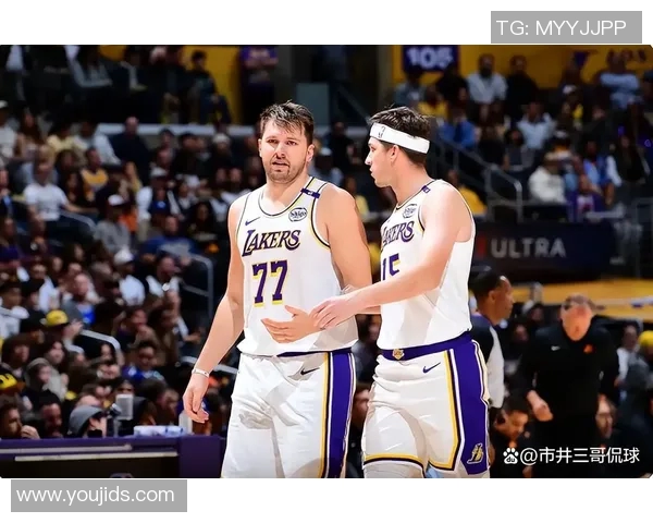 詹姆斯缺阵东契奇三双 湖人130-120胜热火 詹姆斯缺阵东契奇三双 湖人130-120胜热火