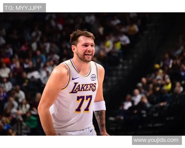 雷迪克:上赛季1月才摸清球队特质,东契奇到来后不得不调整 雷迪克:上赛季1月才摸清球队特质,东契奇到来后不得不调整