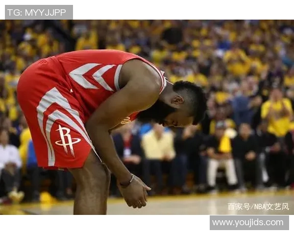 战术僵化+三分倒数，火箭困境根源，换谁都不如换乌度卡