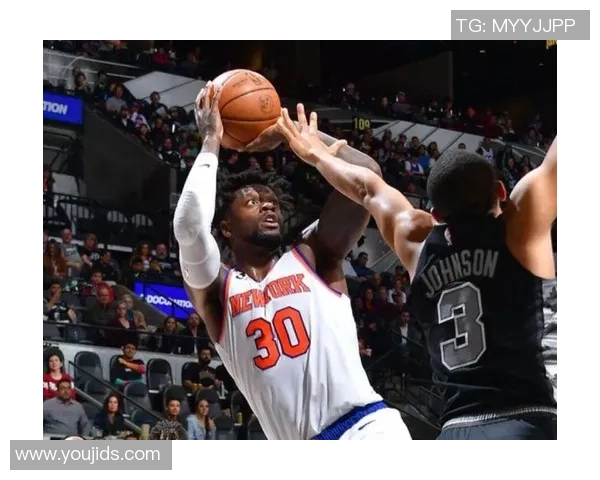 芬奇谈兰德尔回暖：他要将负面情绪抛开，最近有些不像他自己